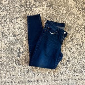 Denizen Modern Skinny Jeans